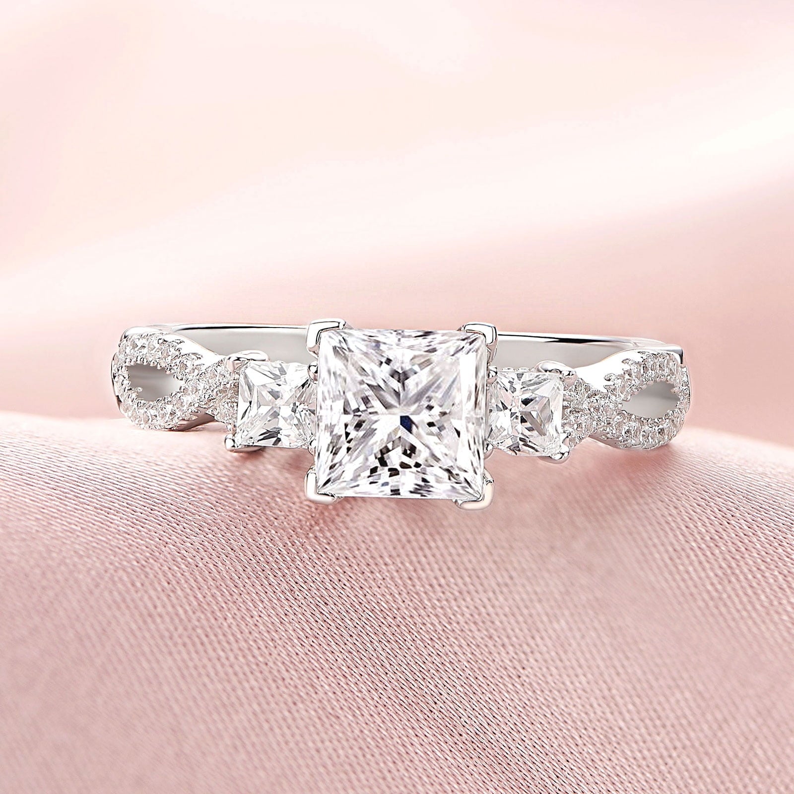 Engagement Rings for Women Vintage Three Stone Princess Cut Cubic Zirconia Wedding Rings 925 Sterling Size 7
