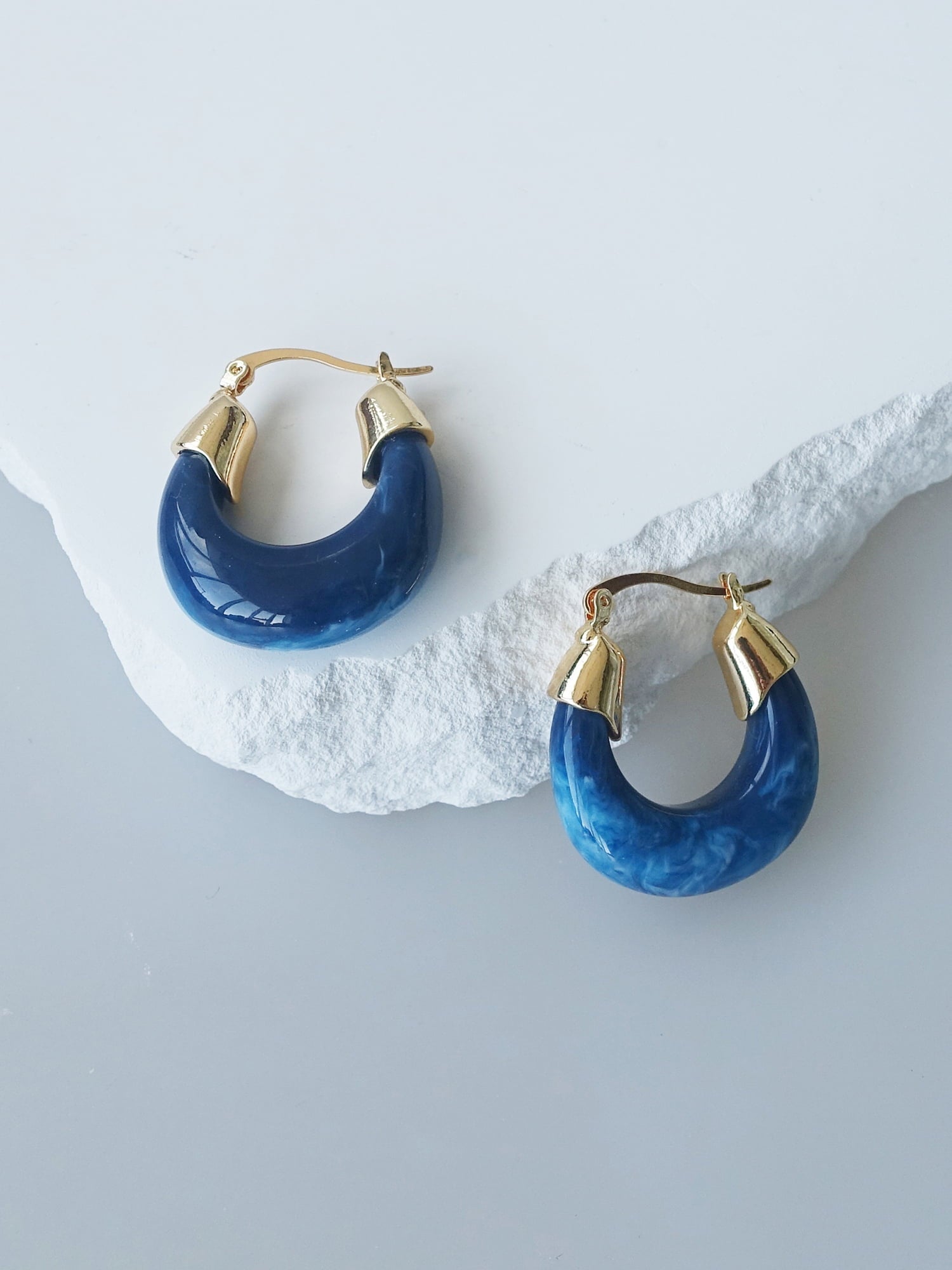 Women's Plated Resin Hoop Earring