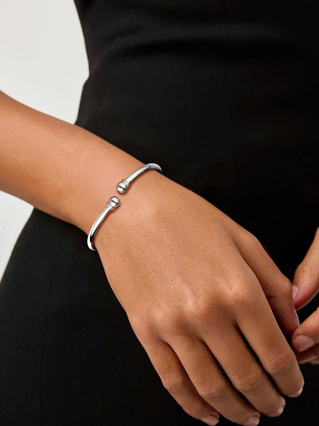 Twisted Bracelet for Women Open Bracelet Jewelry Solid Cuff Bangle