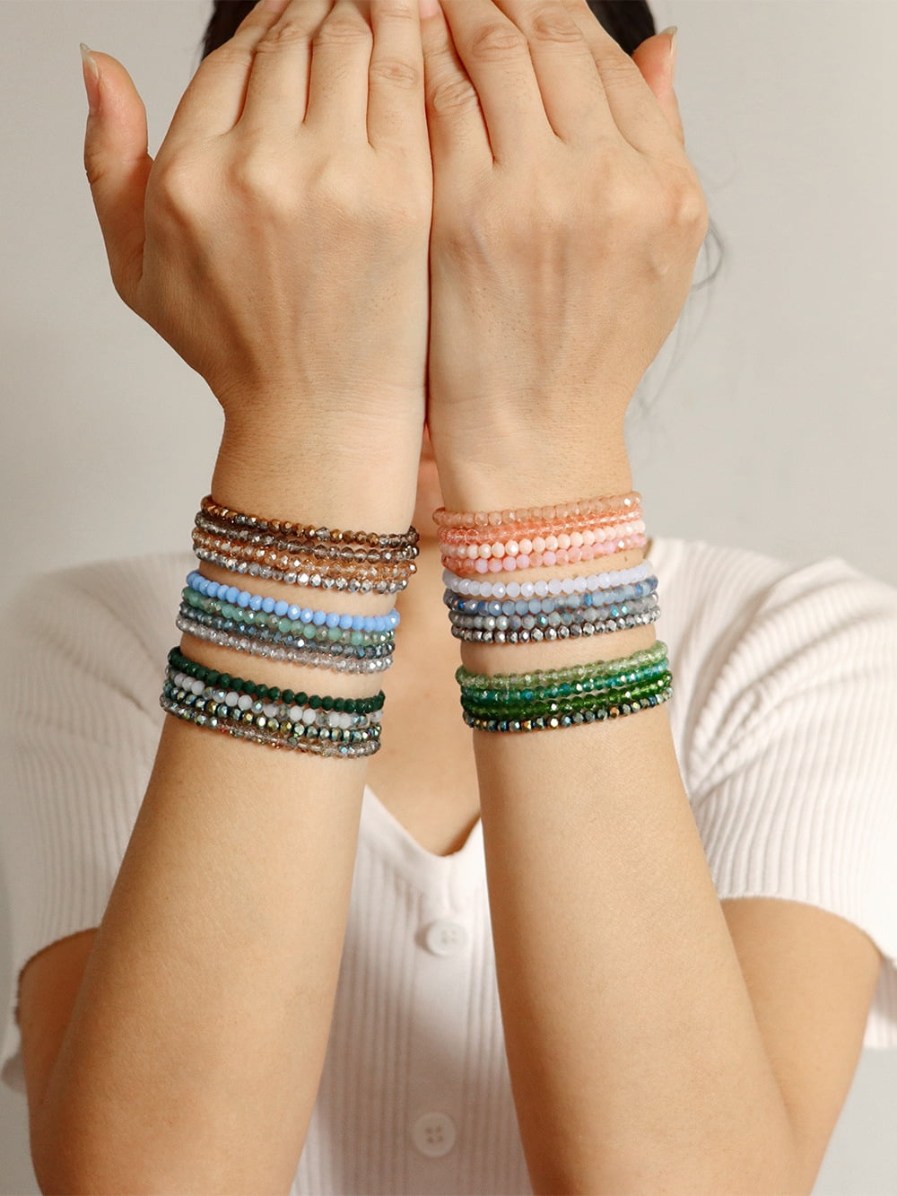 Bracelets for Women,Crafted From Womens Jewelry, Design, Detail-Oriented Charm Bracelets for Women,Gray
