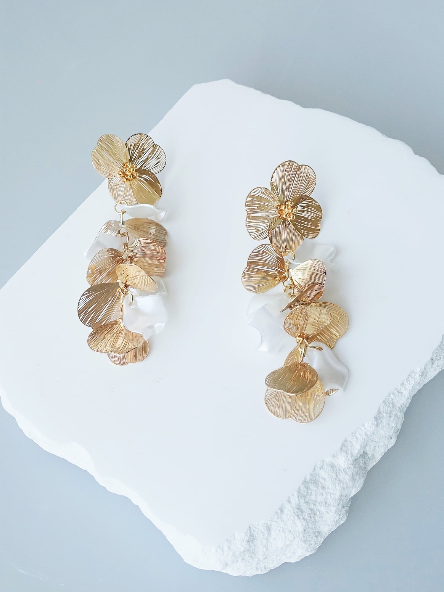Women's Metal Plated Flower Earring