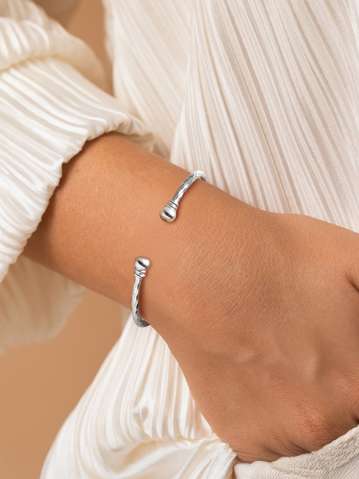 Twisted Bracelet for Women Open Bracelet Jewelry Solid Cuff Bangle