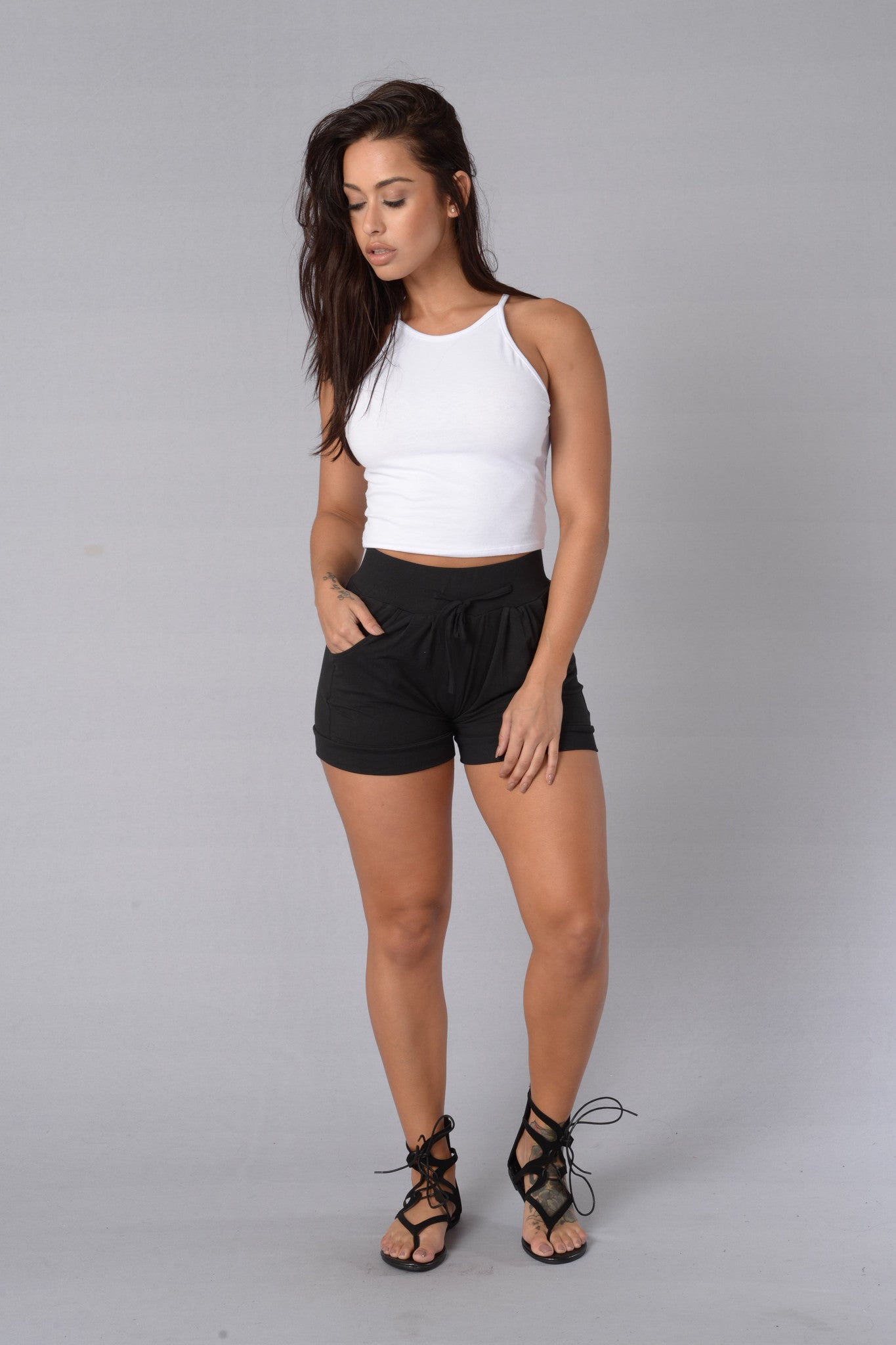 Discrete Shorts - Black
