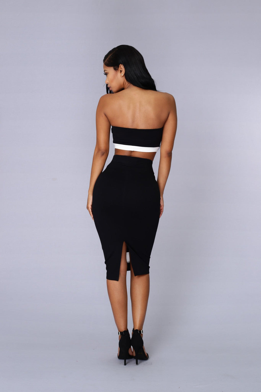Outside the Box Top - Black