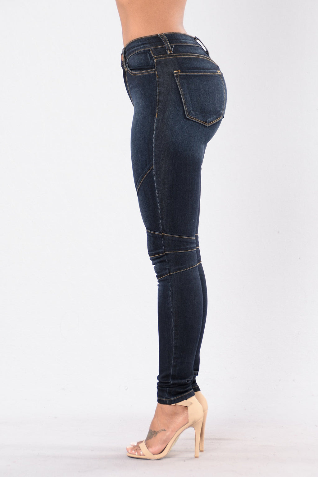 Off The Beaten Path Jeans - Dark