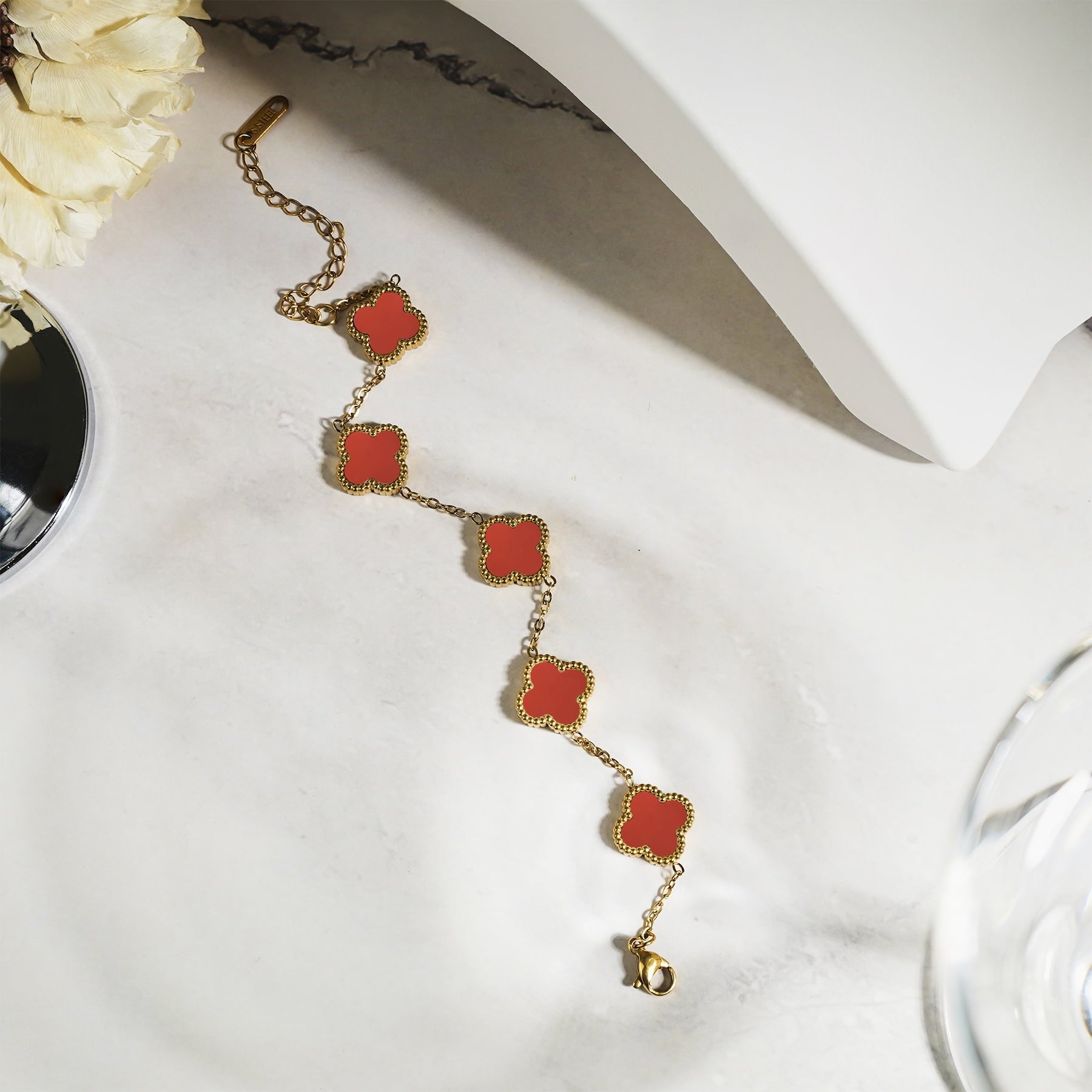 White Flower Link Bracelet in Yellow Plated